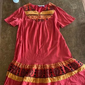 Absolutely beautiful dress